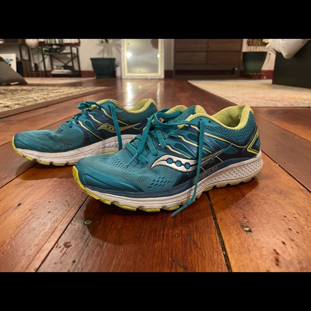 Saucony Running shoes - 8.5